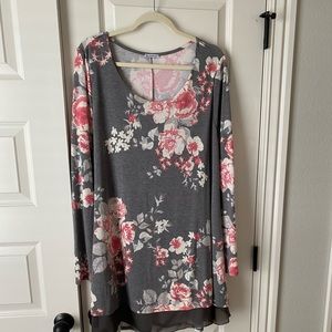 Floral plus size mini dress